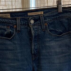 Levi’s Wedgie Straight Jeans size 27 dark blue wash